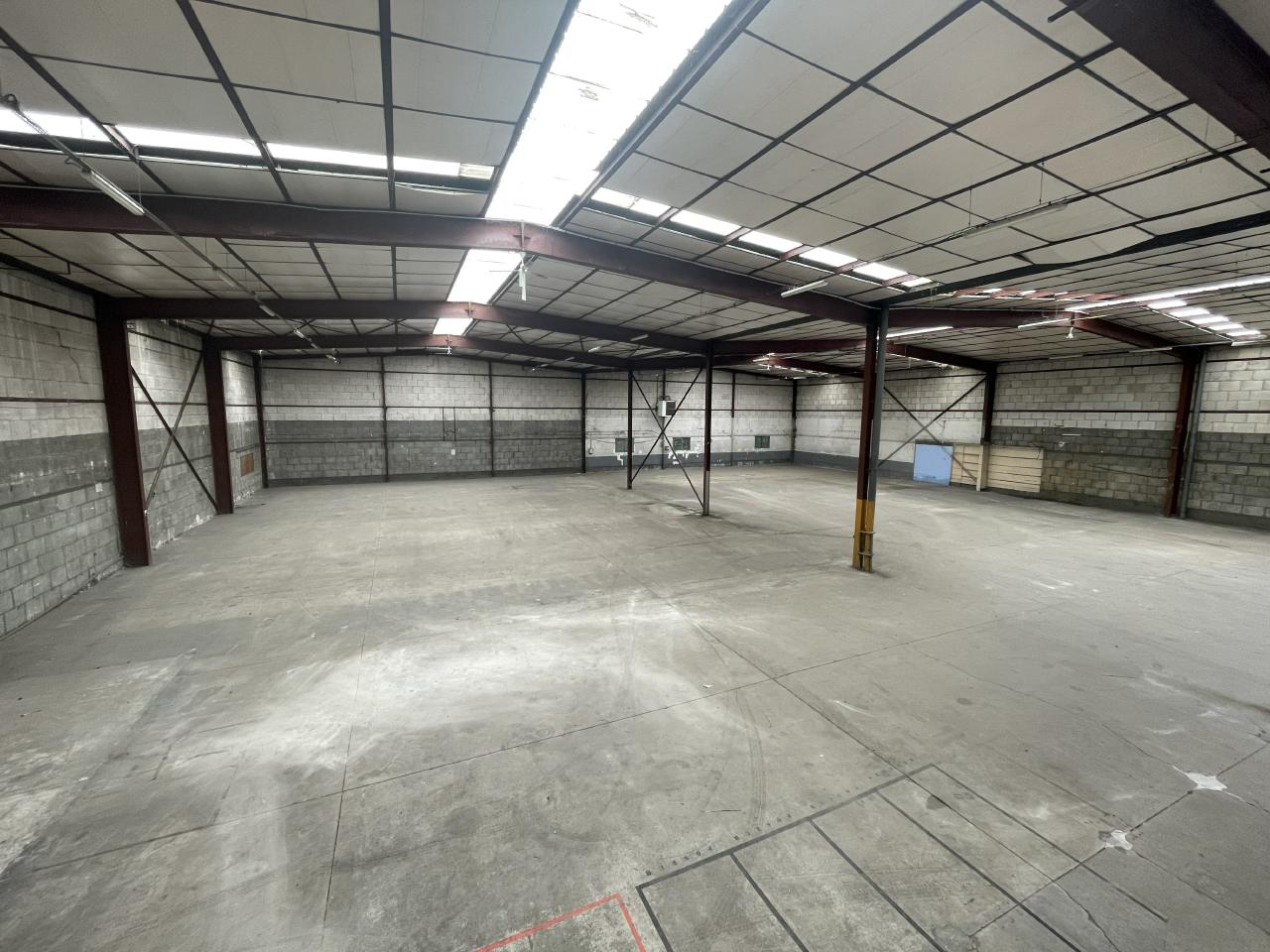 Local d'activité Plaisir 1664m² Location local d'activité Plaisir Yvelines OLACT2318629 3